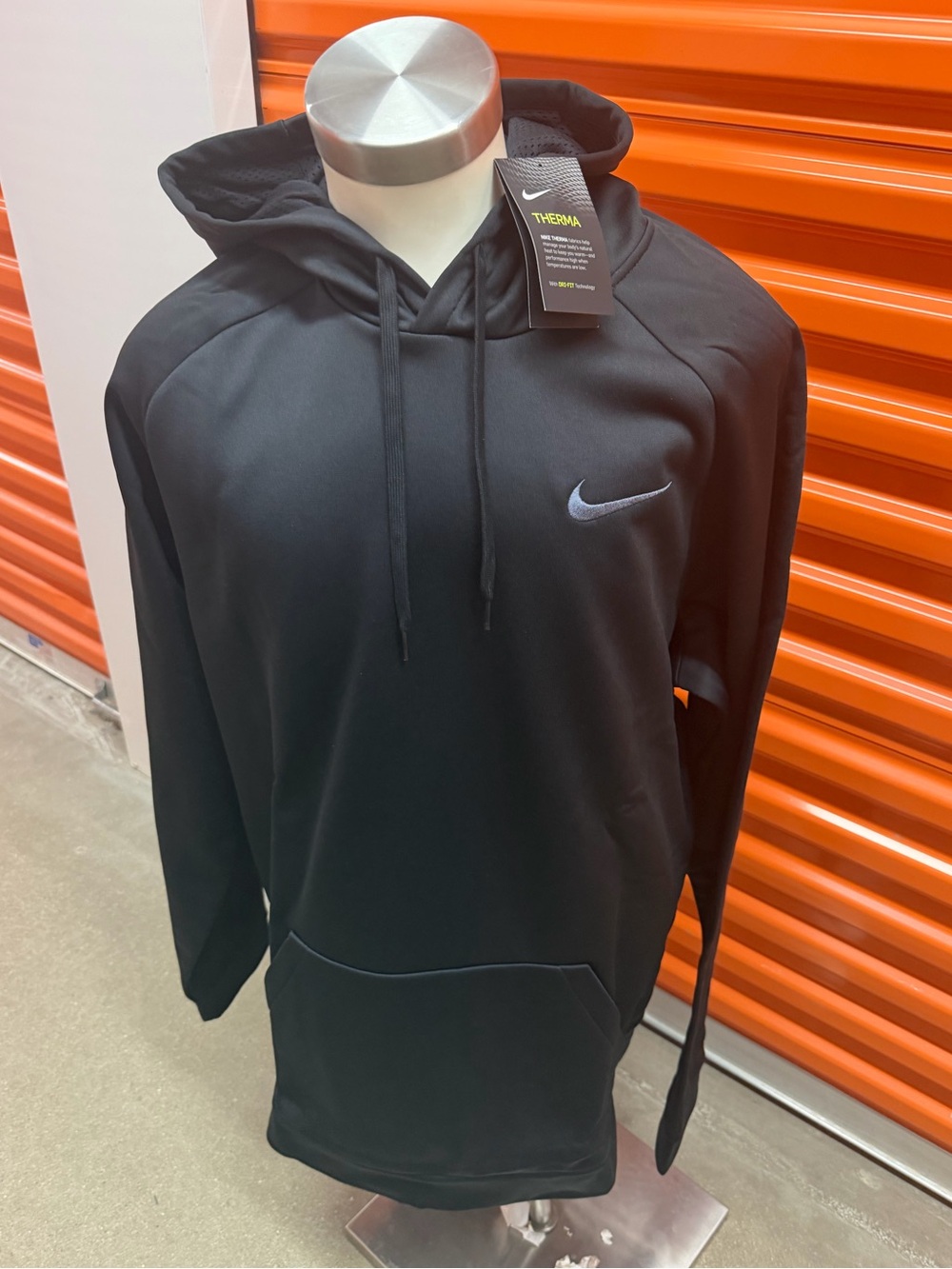 NWT Nike Men’s Big & Tall Black Therma Hoodie Sweatshirt 833310 010 Size XXLT